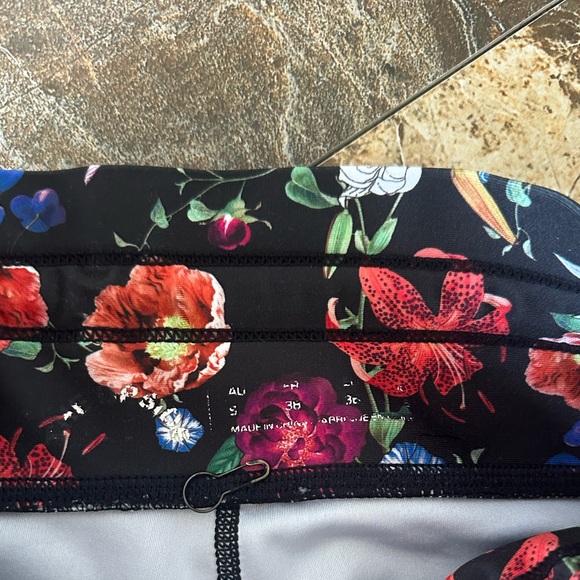 THE UPSIDE FLORAL LEGGINGS - Picture 3 of 3